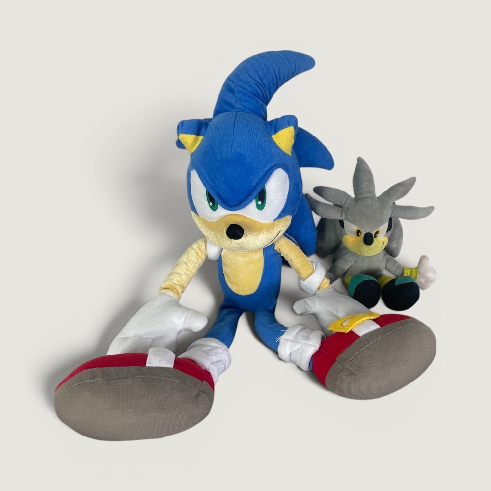 Sonic the Hedgehog & Silver the Hedgehog Plush Toy Bundle Stuffed Animals